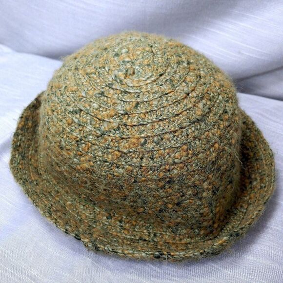 Betmar New York Vintage Women's Olive Green Wool Blend Knit Bucket Hat With Logo - Picture 6 of 11